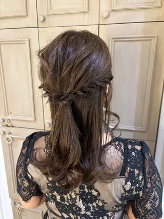 ヘアアレンジ 🇰🇷韓国レイヤー 多幸感メイク🤍のヘアスタイル