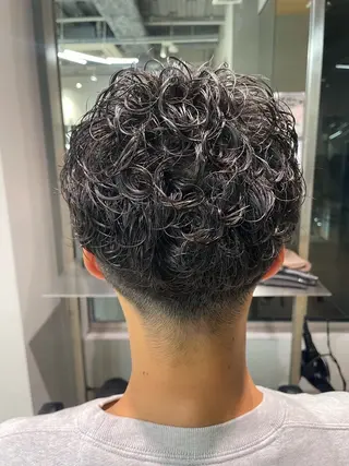 ショート パーマ メンズ fifth天神 パーマ特化/石橋航海のヘアスタイル