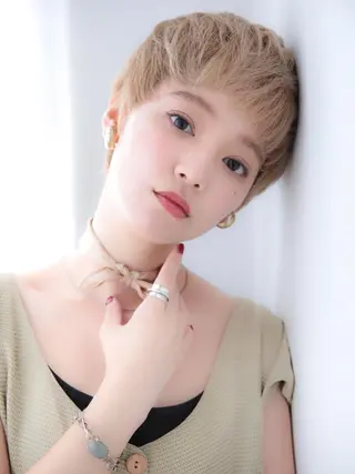 ショート カラー レイヤーカット✂️ 横浜No1♡下鳥翔子のヘアスタイル