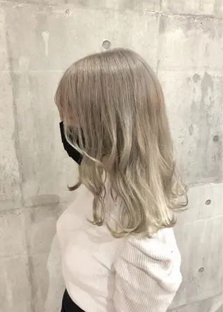 ミディアム カラー 興津/韓国レイヤー ダブルカラー美髪縮毛のヘアスタイル
