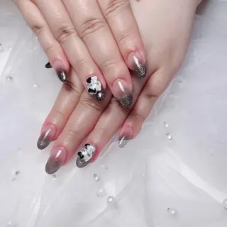ネイル uu ネイルサロン関内🌼のネイルデザイン
