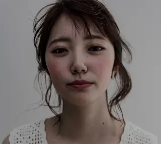 ミディアム カラー ヘアアレンジ ツジガキ ユウスケのヘアスタイル
