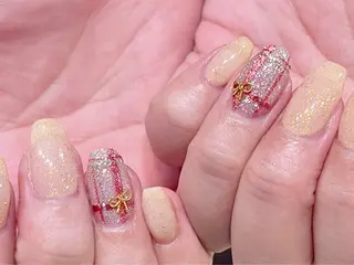 ネイル 鈴木 すみれのネイルデザイン