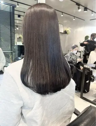 ミディアム カラー パーマ ヘアアレンジ 透明感/オリーブ/ グレージュ/YUKAのヘアスタイル