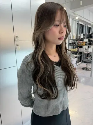 ロング カラー ヘアアレンジ TATSUブリーチ/ ミルクティーベージュのヘアスタイル