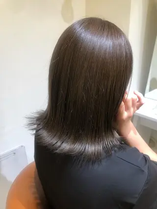 カラー ブリーチカラー🎀 韓国風/寺門美優のヘアスタイル