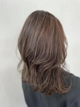 セミロング カラー 村井 力のヘアスタイル