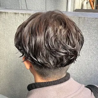 パーマ メンズ レイヤー/透けカラー アレンジ/篠崎渚彩のヘアスタイル