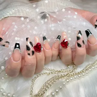 ネイル Miki 本町駅｜💅‎🤍のネイルデザイン