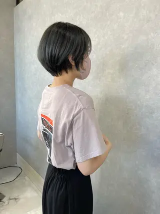 ショート カラー 一ノ瀬 暁のヘアスタイル