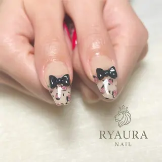 ネイル RYAURA NAILのネイルデザイン