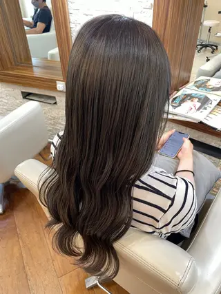 ロング カラー 黒坂 唯奈 /パーマとボブ特化のヘアスタイル