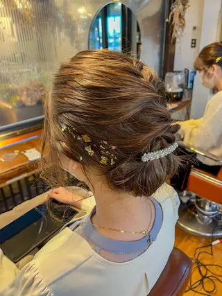 ミディアム ヘアアレンジ 佐藤 美聡のヘアスタイル