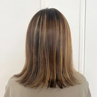 ミディアム 麥生田 秀太のヘアスタイル