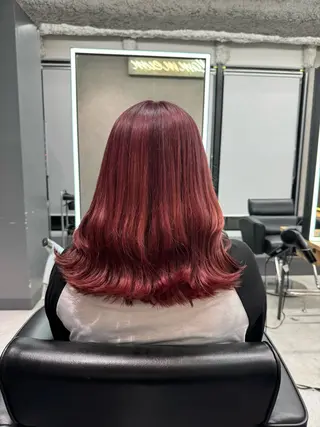 セミロング カラー 吉満 翔のヘアスタイル