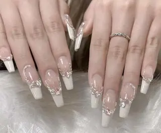 ネイル VIVIAN リサのネイルデザイン