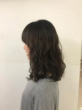 セミロング パーマ 大石 さやかのヘアスタイル