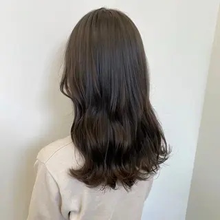 セミロング Parve  Mix 🫧梶川虹のヘアスタイル