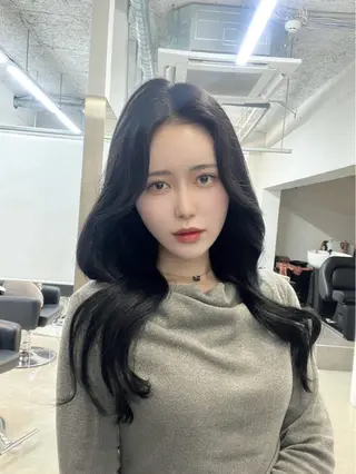 ロング カラー 心斎橋l大人韓国ヘア レイヤー×艶カラーのヘアスタイル