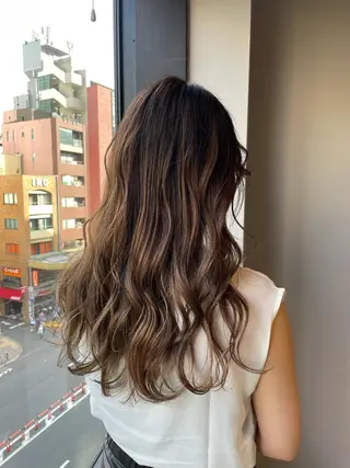 ミディアム カラー ブリーチ👩🦳/ ✂︎MANAMIのヘアスタイル