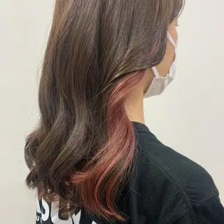 セミロング カラー 甲斐 もあのヘアスタイル