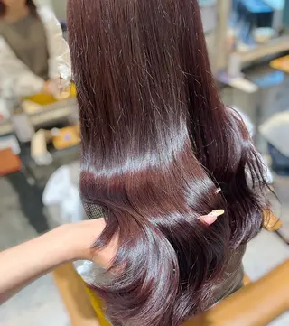 ロング ヤマダ サクラのヘアスタイル