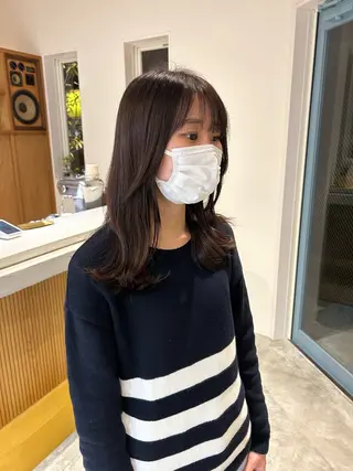 ミディアム 藤田 果穂のヘアスタイル