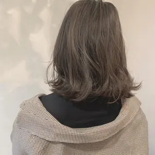 ミディアム カラー 池田 真由美のヘアスタイル