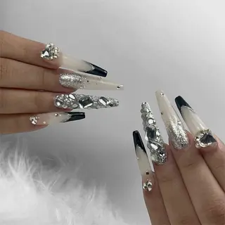 ネイル Nicole Nailsのネイルデザイン