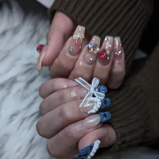 ネイル RUNWAY 　　の眉毛・アイブロウイメージ