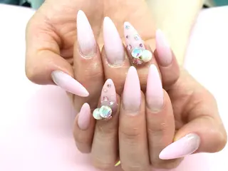 ネイル ユリシスネイル 担当近藤のネイルデザイン