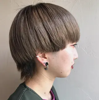 ショート カラー 山下 千明のヘアスタイル