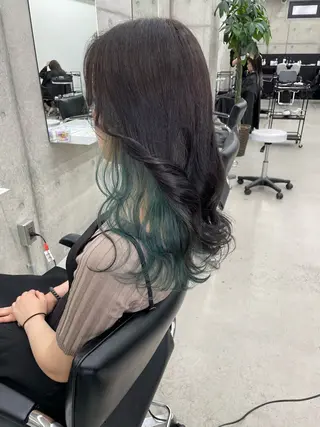 セミロング 手島 カミラのヘアスタイル