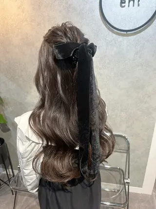 ヘアアレンジ 銀座レイヤーカット ×シースルー前髪のヘアスタイル