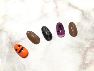 ショート 渋谷　Laugh 8301のネイルデザイン