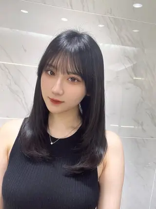 ミディアム 中顔面短縮 顔まわり新田大翔のヘアスタイル