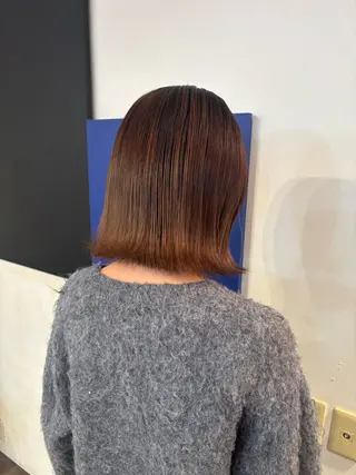 ミディアム カラー 小林 花寧のヘアスタイル