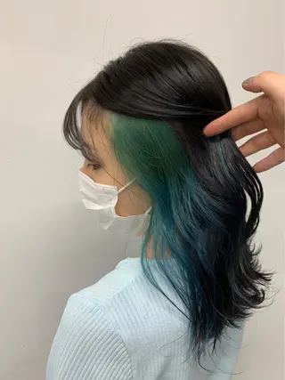 ミディアム ブリーチ縮毛矯正加藤 赤み無し透明感ヘアのヘアスタイル