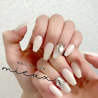 ネイル nailsalon mieuxのネイルデザイン