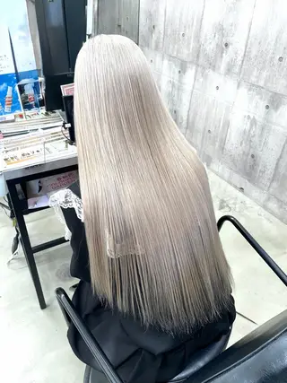 ロング カラー LUXBE LUCE ひなののヘアスタイル