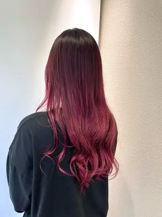 ロング カラー 佐々木 美帆のヘアスタイル