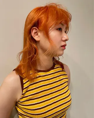 ミディアム カラー ブリーチ😼 ボブ✍️レイヤーのヘアスタイル
