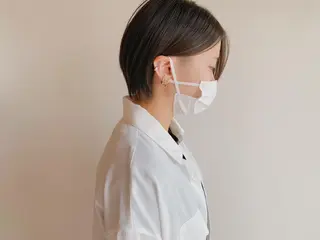 ショート タカハシ ハヤトのヘアスタイル