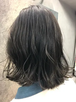ミディアム Noyヨシモト ヒロトのヘアスタイル