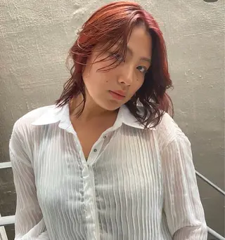 セミロング カラー abe yuikaのヘアスタイル