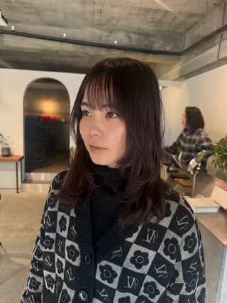 セミロング 寺本 奈央のヘアスタイル