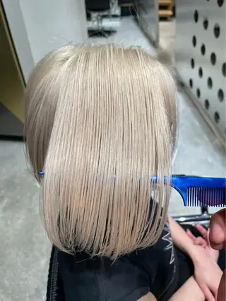 セミロング カラー 滝沢 嵩大のヘアスタイル