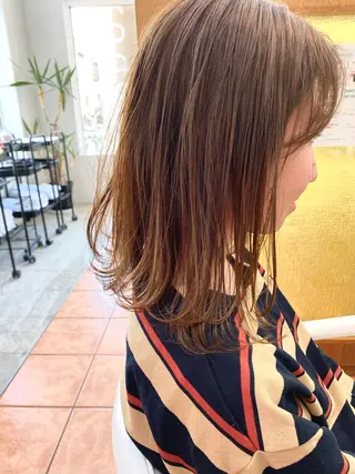 ミディアム カラー ✨髪質改善専門店✨ QOLU✨のヘアスタイル