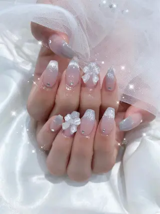 ネイル Kanon 🤍のネイルデザイン