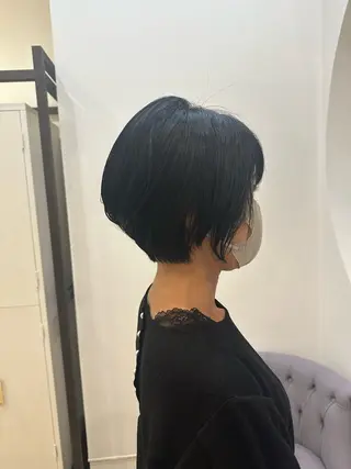ショート ロジェブルー 川合【和泉中央】のヘアスタイル